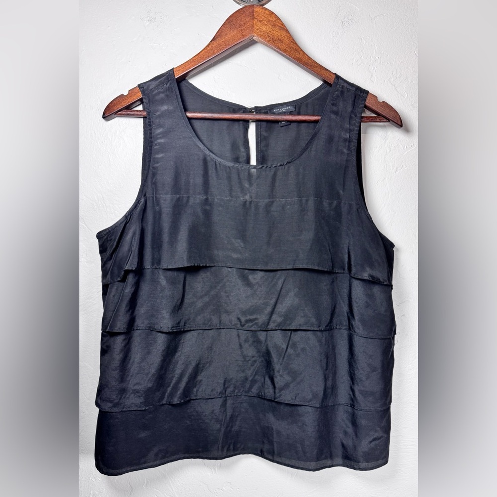 Ann‎ Taylor Elegant Black Tiered Silk & Cotton Sleeveless Blouse Size Large